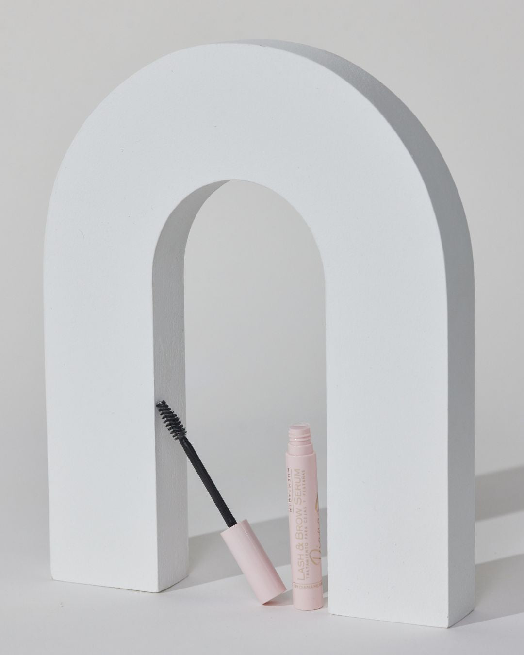 BROW AND LASH SERUM Tratamiento Fortalecedor para Cejas y Pestañas